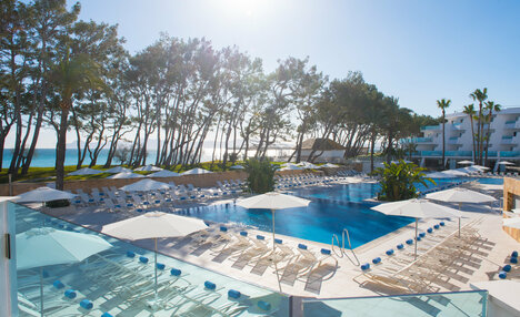 Iberostar Waves Playa de Muro ****