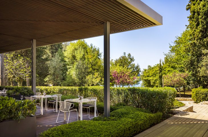 Hotel Eden <div class="m-page-header__rating"><span class="m-page-header__rating--star"></span><span class="m-page-header__rating--star"></span><span class="m-page-header__rating--star"></span><span class="m-page-header__rating--star"></span></div>