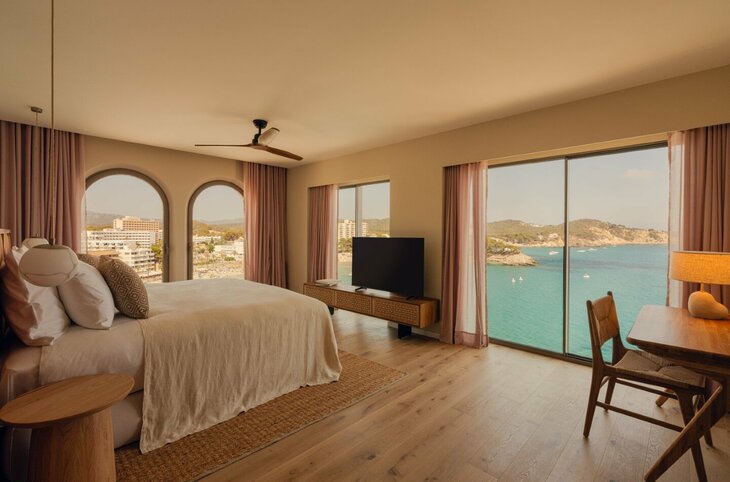 Aethos Mallorca <div class="m-page-header__rating"><span class="m-page-header__rating--star"></span><span class="m-page-header__rating--star"></span><span class="m-page-header__rating--star"></span><span class="m-page-header__rating--star"></span><span class="m-page-header__rating--star"></span></div>