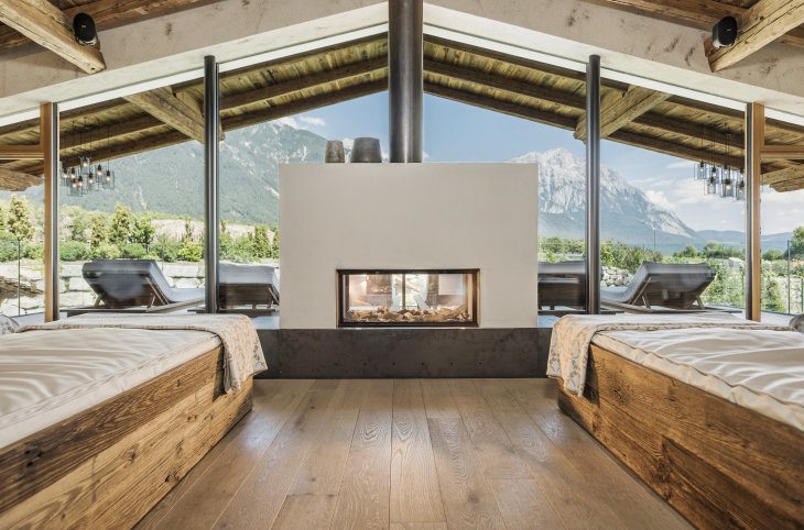 Alpenresort Schwarz <div class="m-page-header__rating"><span class="m-page-header__rating--star"></span><span class="m-page-header__rating--star"></span><span class="m-page-header__rating--star"></span><span class="m-page-header__rating--star"></span><span class="m-page-header__rating--star"></span></div>
