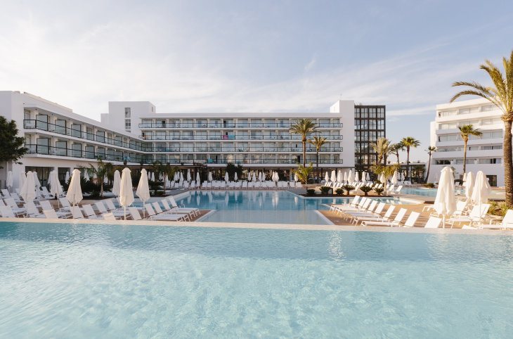 Alua Soul Ibiza (adults only) <div class="m-page-header__rating"><span class="m-page-header__rating--star"></span><span class="m-page-header__rating--star"></span><span class="m-page-header__rating--star"></span><span class="m-page-header__rating--star"></span></div>