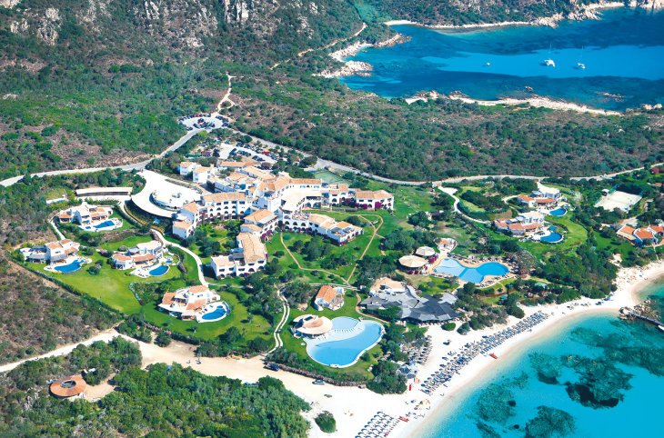 Romazzino a Belmond Hotel <div class="m-page-header__rating"><span class="m-page-header__rating--star"></span><span class="m-page-header__rating--star"></span><span class="m-page-header__rating--star"></span><span class="m-page-header__rating--star"></span><span class="m-page-header__rating--star"></span><span class="m-page-header__rating--s ">s</span></div>