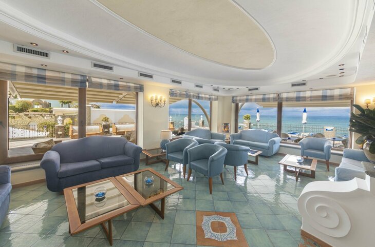 Erlebnisreise Ischia - Hotel Tritone Terme <div class="m-page-header__rating"><span class="m-page-header__rating--star"></span><span class="m-page-header__rating--star"></span><span class="m-page-header__rating--star"></span><span class="m-page-header__rating--star"></span></div>