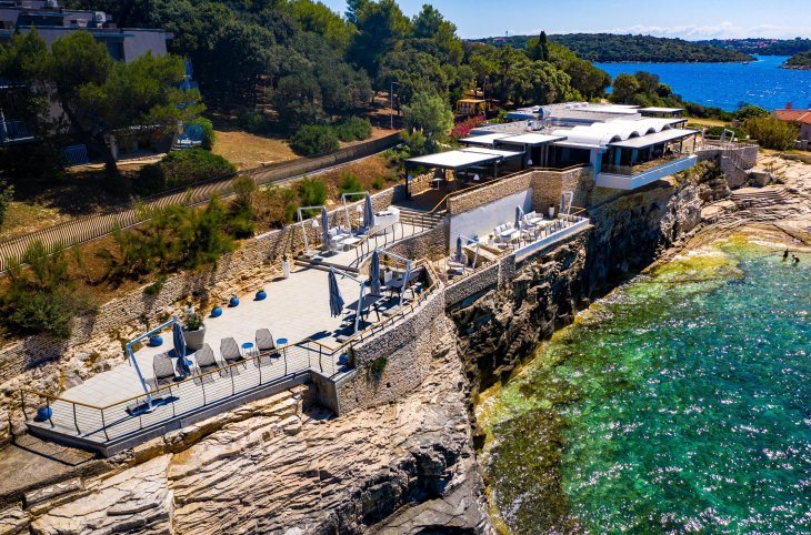 Arena Verudela Beach <div class="m-page-header__rating"><span class="m-page-header__rating--star"></span><span class="m-page-header__rating--star"></span><span class="m-page-header__rating--star"></span><span class="m-page-header__rating--star"></span></div>