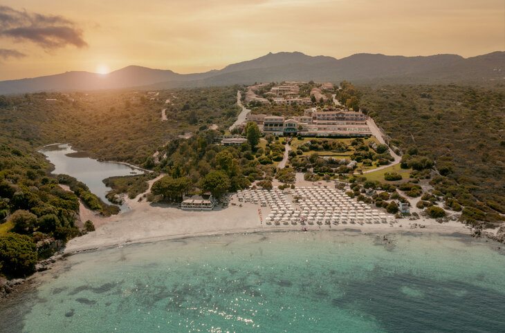 VOI Colonna Village <div class="m-page-header__rating"><span class="m-page-header__rating--star"></span><span class="m-page-header__rating--star"></span><span class="m-page-header__rating--star"></span><span class="m-page-header__rating--star"></span></div>