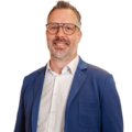 Dieses Bild zeigt den Highlife Reisen GmbH Mitarbeiter Patrick Marth.