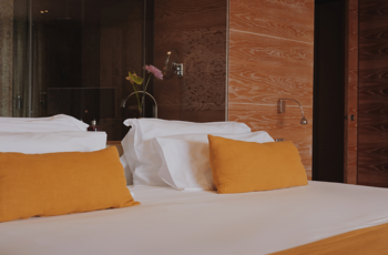 Cloud 9 Suite