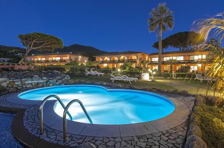 Del Golfo <div class="m-page-header__rating"><span class="m-page-header__rating--star"></span><span class="m-page-header__rating--star"></span><span class="m-page-header__rating--star"></span><span class="m-page-header__rating--star"></span></div>