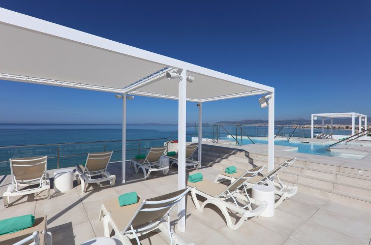 Iberostar Waves Bahia de Palma (adults only) <div class="m-page-header__rating"><span class="m-page-header__rating--star"></span><span class="m-page-header__rating--star"></span><span class="m-page-header__rating--star"></span><span class="m-page-header__rating--star"></span></div>