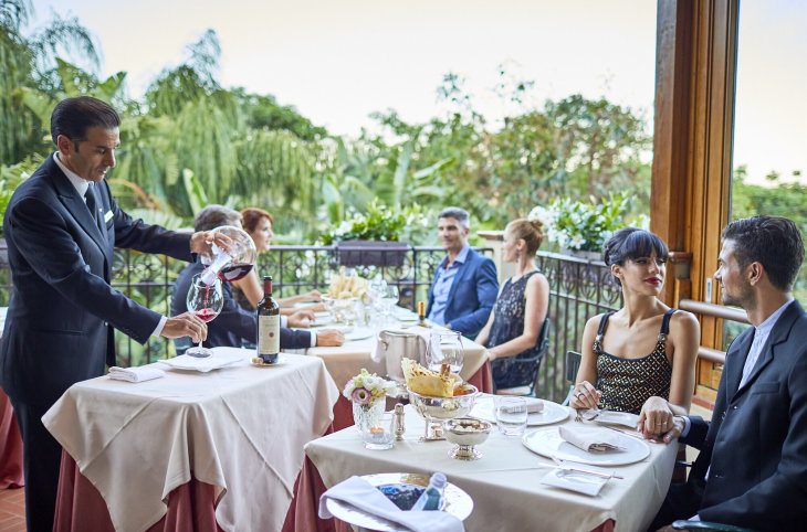 Forte Village Resort, Bouganville <div class="m-page-header__rating"><span class="m-page-header__rating--star"></span><span class="m-page-header__rating--star"></span><span class="m-page-header__rating--star"></span><span class="m-page-header__rating--star"></span><span class="m-page-header__rating--s ">s</span></div>