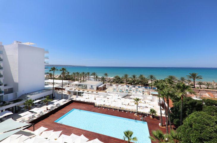 Iberostar Waves Bahia de Palma (adults only) <div class="m-page-header__rating"><span class="m-page-header__rating--star"></span><span class="m-page-header__rating--star"></span><span class="m-page-header__rating--star"></span><span class="m-page-header__rating--star"></span></div>