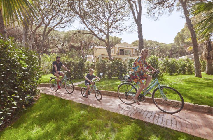 Forte Village Resort, Bouganville <div class="m-page-header__rating"><span class="m-page-header__rating--star"></span><span class="m-page-header__rating--star"></span><span class="m-page-header__rating--star"></span><span class="m-page-header__rating--star"></span><span class="m-page-header__rating--s ">s</span></div>