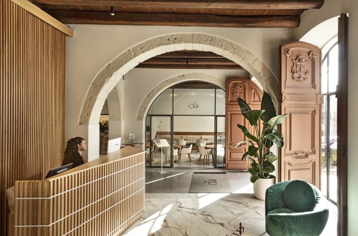 Casa Clàt <div class="m-page-header__rating"><span class="m-page-header__rating--star"></span><span class="m-page-header__rating--star"></span><span class="m-page-header__rating--star"></span><span class="m-page-header__rating--star"></span><span class="m-page-header__rating--star"></span></div>