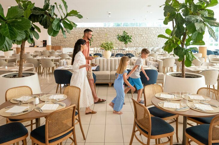 Bluesun Hotel Elaphusa <div class="m-page-header__rating"><span class="m-page-header__rating--star"></span><span class="m-page-header__rating--star"></span><span class="m-page-header__rating--star"></span><span class="m-page-header__rating--star"></span></div>