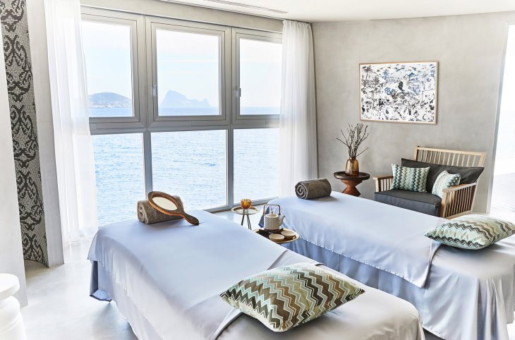 7Pines Resort Ibiza <div class="m-page-header__rating"><span class="m-page-header__rating--star"></span><span class="m-page-header__rating--star"></span><span class="m-page-header__rating--star"></span><span class="m-page-header__rating--star"></span><span class="m-page-header__rating--star"></span></div>