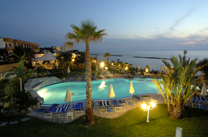 Erlebnisreise Ischia - Hotel Tritone Terme <div class="m-page-header__rating"><span class="m-page-header__rating--star"></span><span class="m-page-header__rating--star"></span><span class="m-page-header__rating--star"></span><span class="m-page-header__rating--star"></span></div>