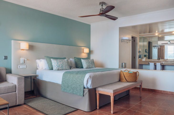 Iberostar Selection Jardin del Sol Suites (adults only) <div class="m-page-header__rating"><span class="m-page-header__rating--star"></span><span class="m-page-header__rating--star"></span><span class="m-page-header__rating--star"></span><span class="m-page-header__rating--star"></span></div>