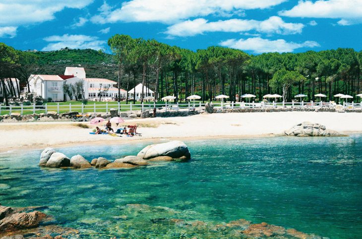 La Coluccia Hotel & Beach Club <div class="m-page-header__rating"><span class="m-page-header__rating--star"></span><span class="m-page-header__rating--star"></span><span class="m-page-header__rating--star"></span><span class="m-page-header__rating--star"></span><span class="m-page-header__rating--star"></span></div>