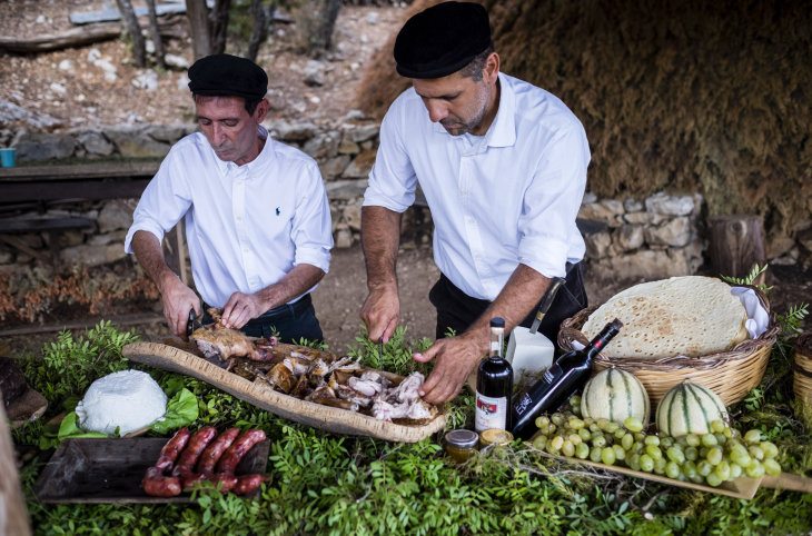 Su Gologone Experience Hotel <div class="m-page-header__rating"><span class="m-page-header__rating--star"></span><span class="m-page-header__rating--star"></span><span class="m-page-header__rating--star"></span><span class="m-page-header__rating--star"></span></div>