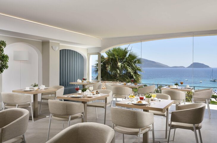 VOI Colonna Village <div class="m-page-header__rating"><span class="m-page-header__rating--star"></span><span class="m-page-header__rating--star"></span><span class="m-page-header__rating--star"></span><span class="m-page-header__rating--star"></span></div>
