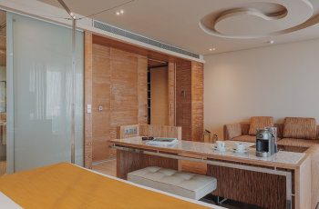 Cloud 9 Suite