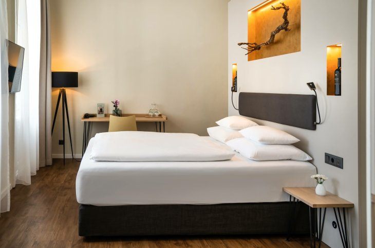 Hotel Rathaus Wein&Design <div class="m-page-header__rating"><span class="m-page-header__rating--star"></span><span class="m-page-header__rating--star"></span><span class="m-page-header__rating--star"></span><span class="m-page-header__rating--star"></span></div>