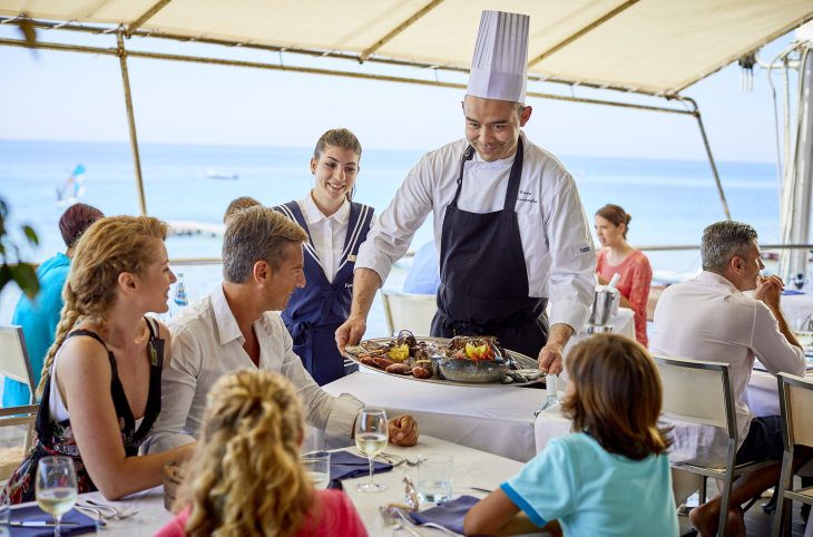 Forte Village Resort, Bouganville <div class="m-page-header__rating"><span class="m-page-header__rating--star"></span><span class="m-page-header__rating--star"></span><span class="m-page-header__rating--star"></span><span class="m-page-header__rating--star"></span><span class="m-page-header__rating--s ">s</span></div>