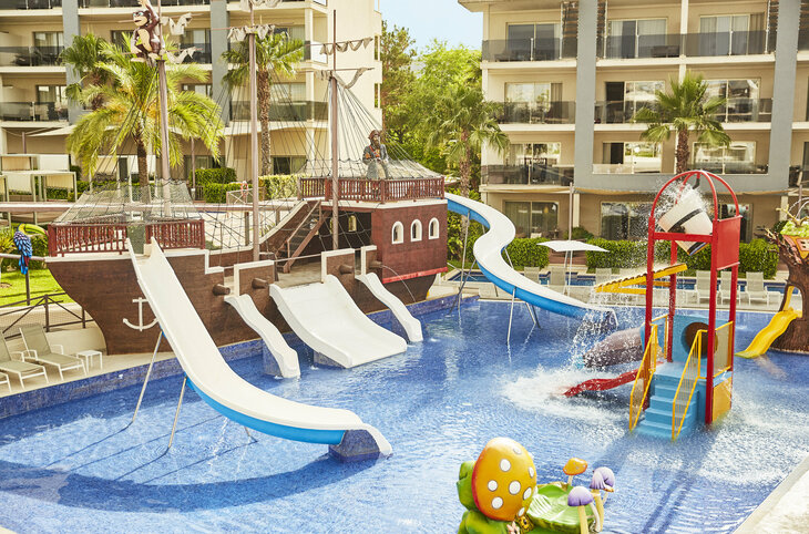 Zafiro Palace Alcudia <div class="m-page-header__rating"><span class="m-page-header__rating--star"></span><span class="m-page-header__rating--star"></span><span class="m-page-header__rating--star"></span><span class="m-page-header__rating--star"></span><span class="m-page-header__rating--star"></span></div>