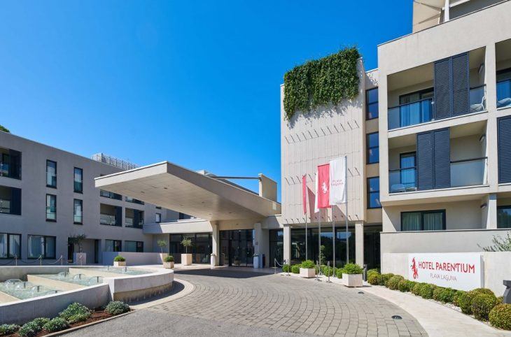 Hotel Parentium Plava Laguna <div class="m-page-header__rating"><span class="m-page-header__rating--star"></span><span class="m-page-header__rating--star"></span><span class="m-page-header__rating--star"></span><span class="m-page-header__rating--star"></span></div>