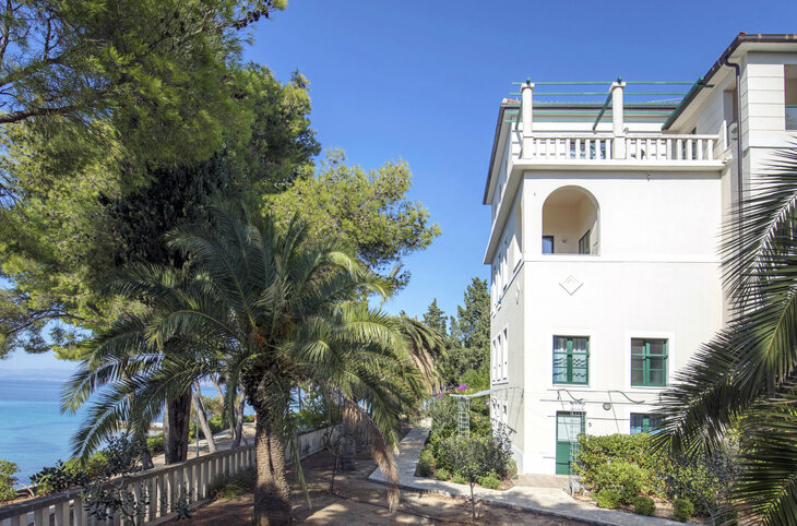 Aminess Velaris Resort <div class="m-page-header__rating"><span class="m-page-header__rating--star"></span><span class="m-page-header__rating--star"></span><span class="m-page-header__rating--star"></span><span class="m-page-header__rating--star"></span></div>