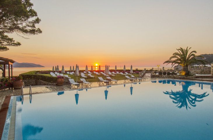 Biodola <div class="m-page-header__rating"><span class="m-page-header__rating--star"></span><span class="m-page-header__rating--star"></span><span class="m-page-header__rating--star"></span><span class="m-page-header__rating--star"></span></div>