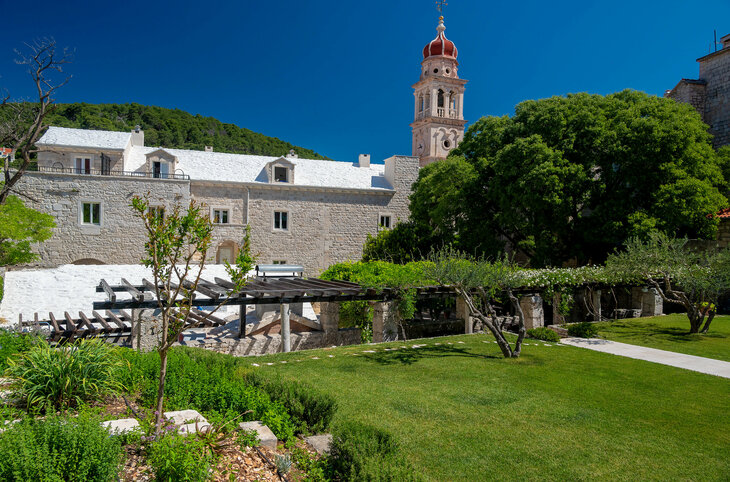 Puteus Palace Heritage Hotel <div class="m-page-header__rating"><span class="m-page-header__rating--star"></span><span class="m-page-header__rating--star"></span><span class="m-page-header__rating--star"></span><span class="m-page-header__rating--star"></span><span class="m-page-header__rating--star"></span></div>