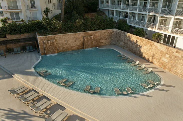 Hyde Ibiza <div class="m-page-header__rating"><span class="m-page-header__rating--star"></span><span class="m-page-header__rating--star"></span><span class="m-page-header__rating--star"></span><span class="m-page-header__rating--star"></span></div>