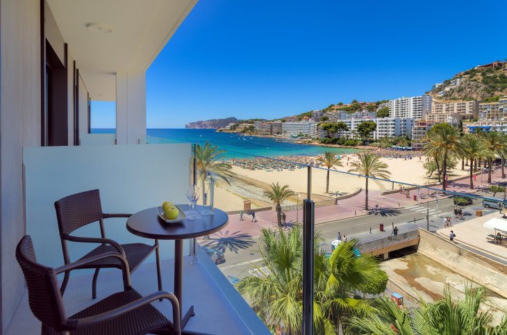 H10 Casa del Mar <div class="m-page-header__rating"><span class="m-page-header__rating--star"></span><span class="m-page-header__rating--star"></span><span class="m-page-header__rating--star"></span><span class="m-page-header__rating--star"></span></div>