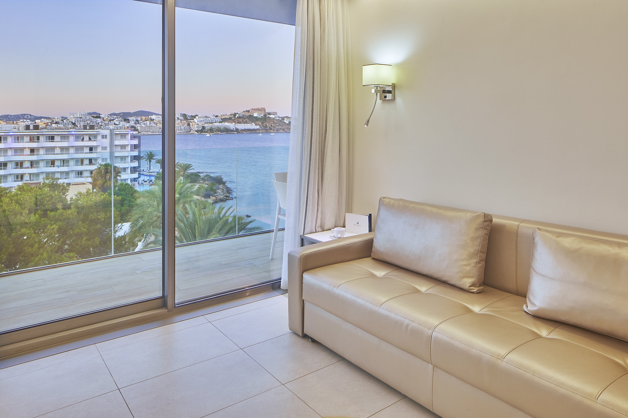 Doppelzimmer Superior seitlicher Meerblick