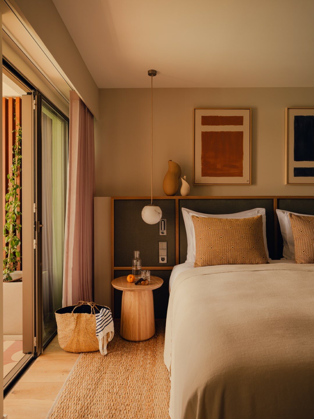 Klippenzimmer mit Meerblick