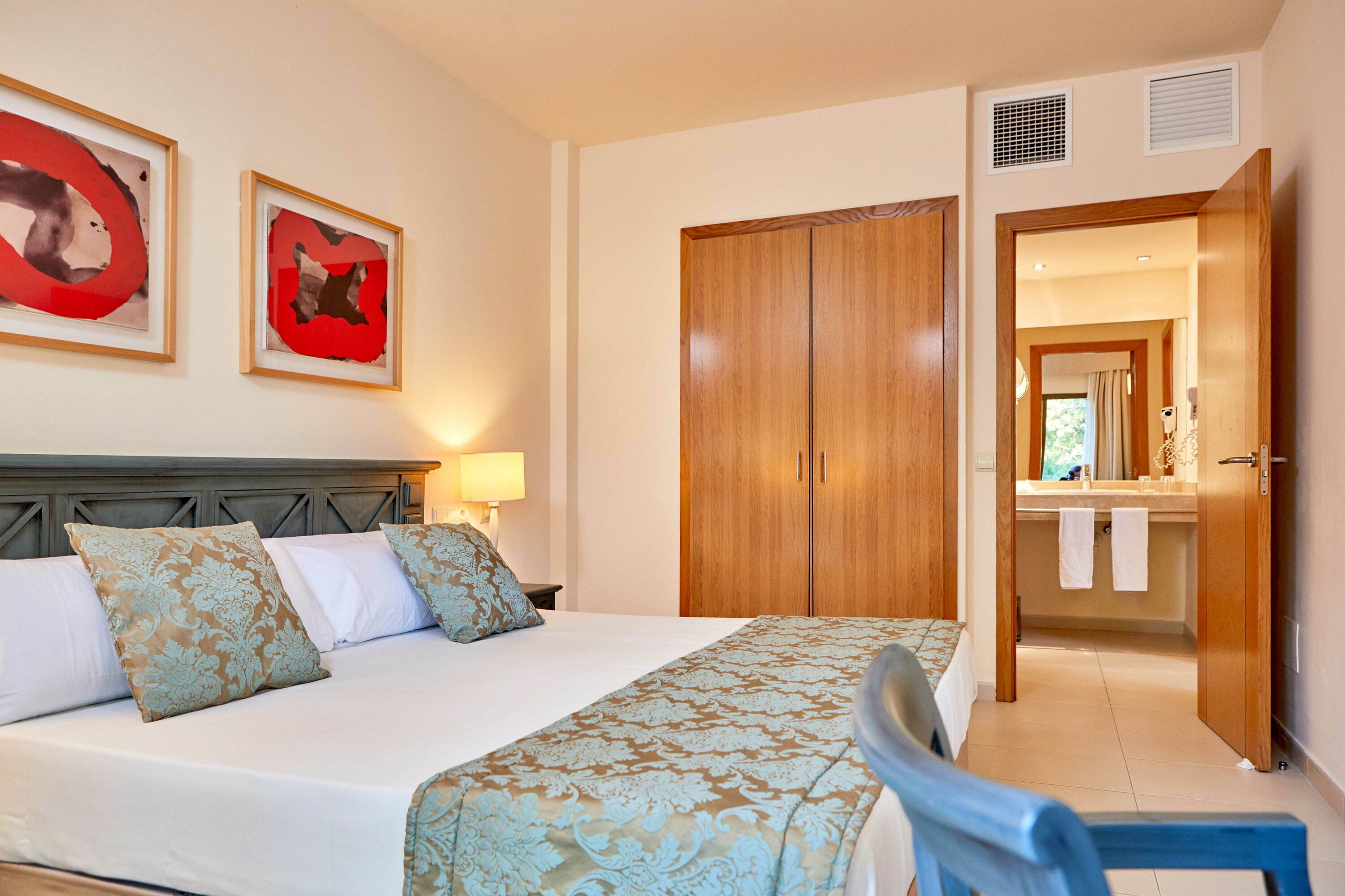 One Bedroom Park Suite