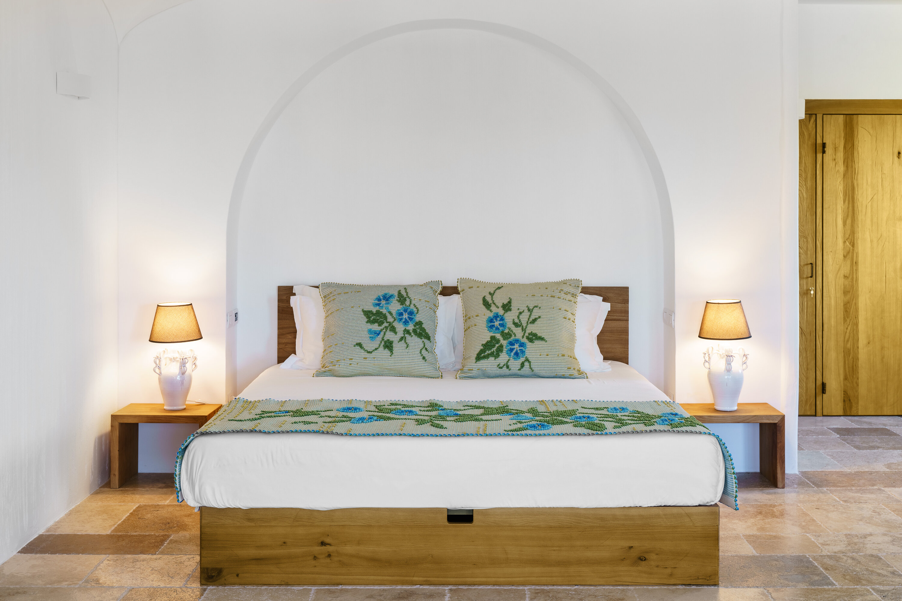 King Suite mit Poolblick