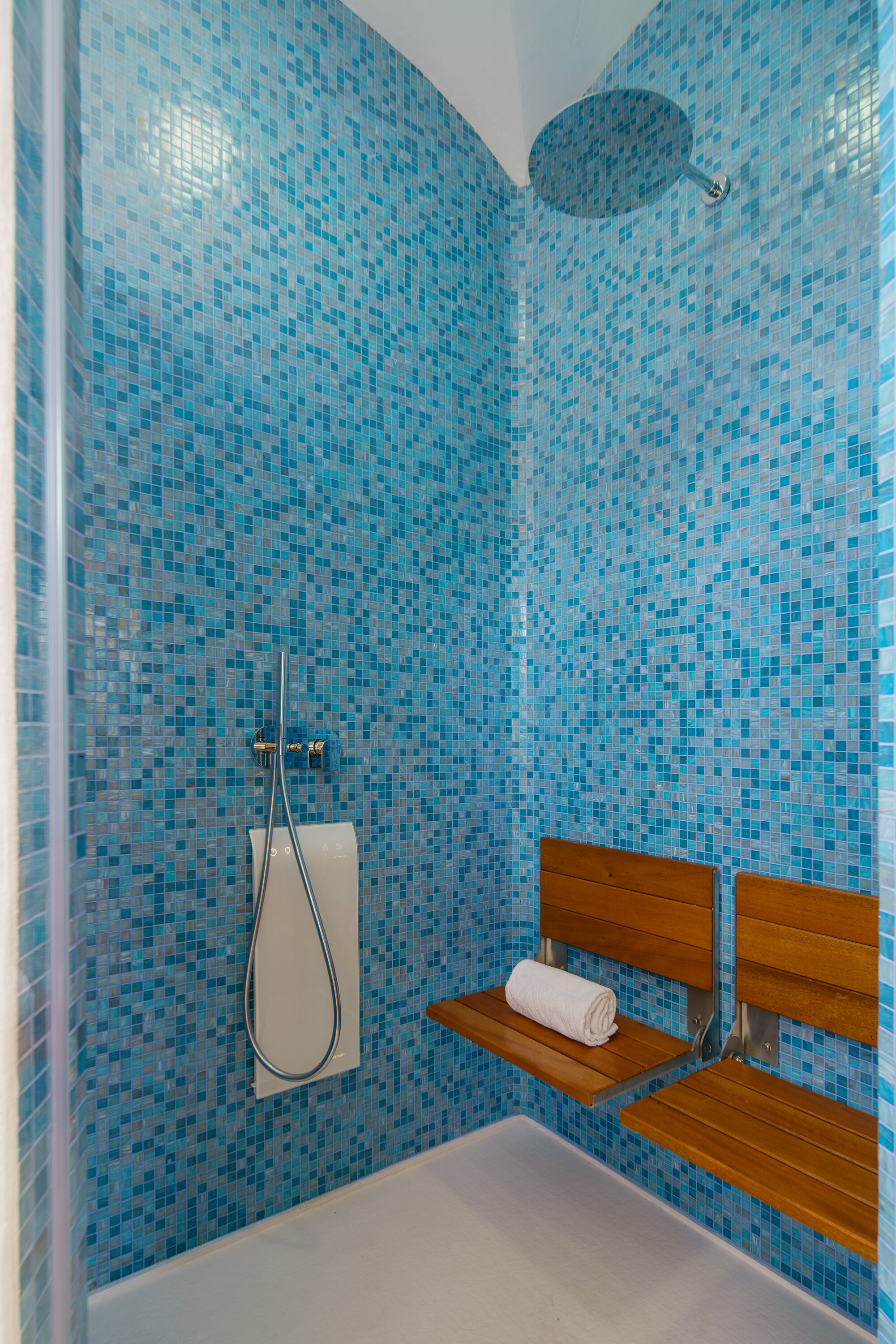 Queen Suite mit Poolblick